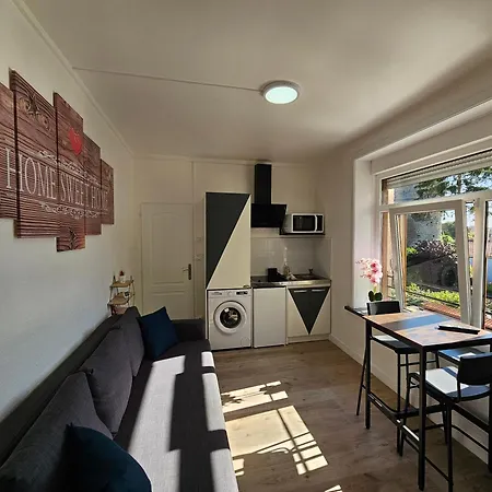 Studio Cosy A *